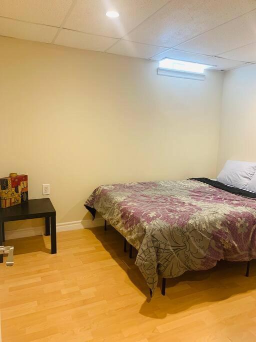 Finished 2 Bedroom Apartment In An Upscale Area Of Ajax Kültér fotó