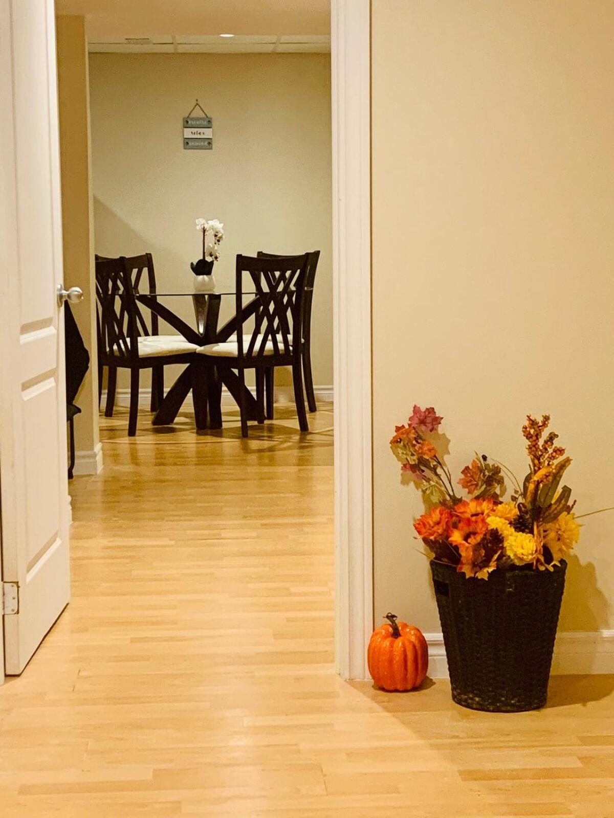 Finished 2 Bedroom Apartment In An Upscale Area Of Ajax Kültér fotó